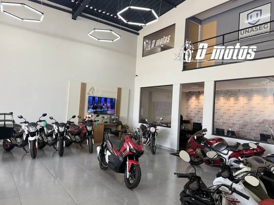 HONDA ADV 